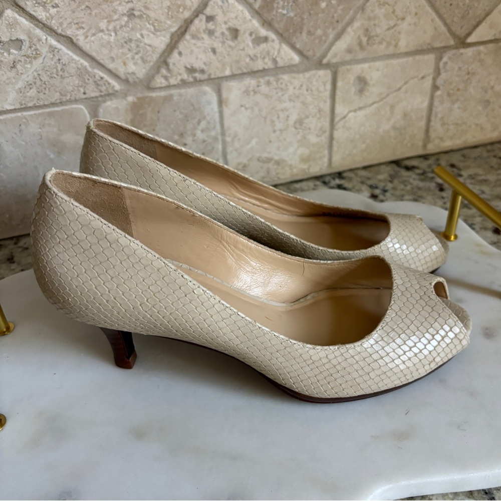 Cole Haan Snakeskin Open Toe Nike Air Cream Kitten Heels 6 - Picture 3 of 15